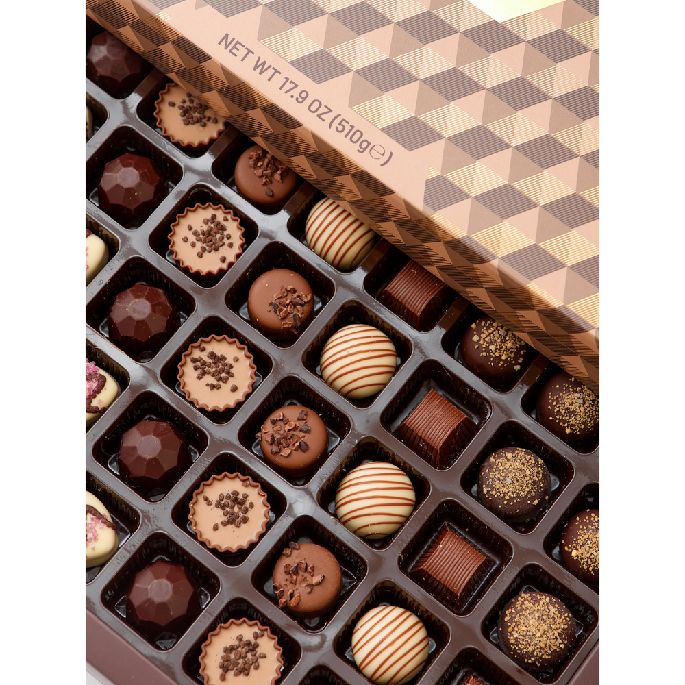 Aramella Belgian Chocolate Gold Box - 40 Pieces